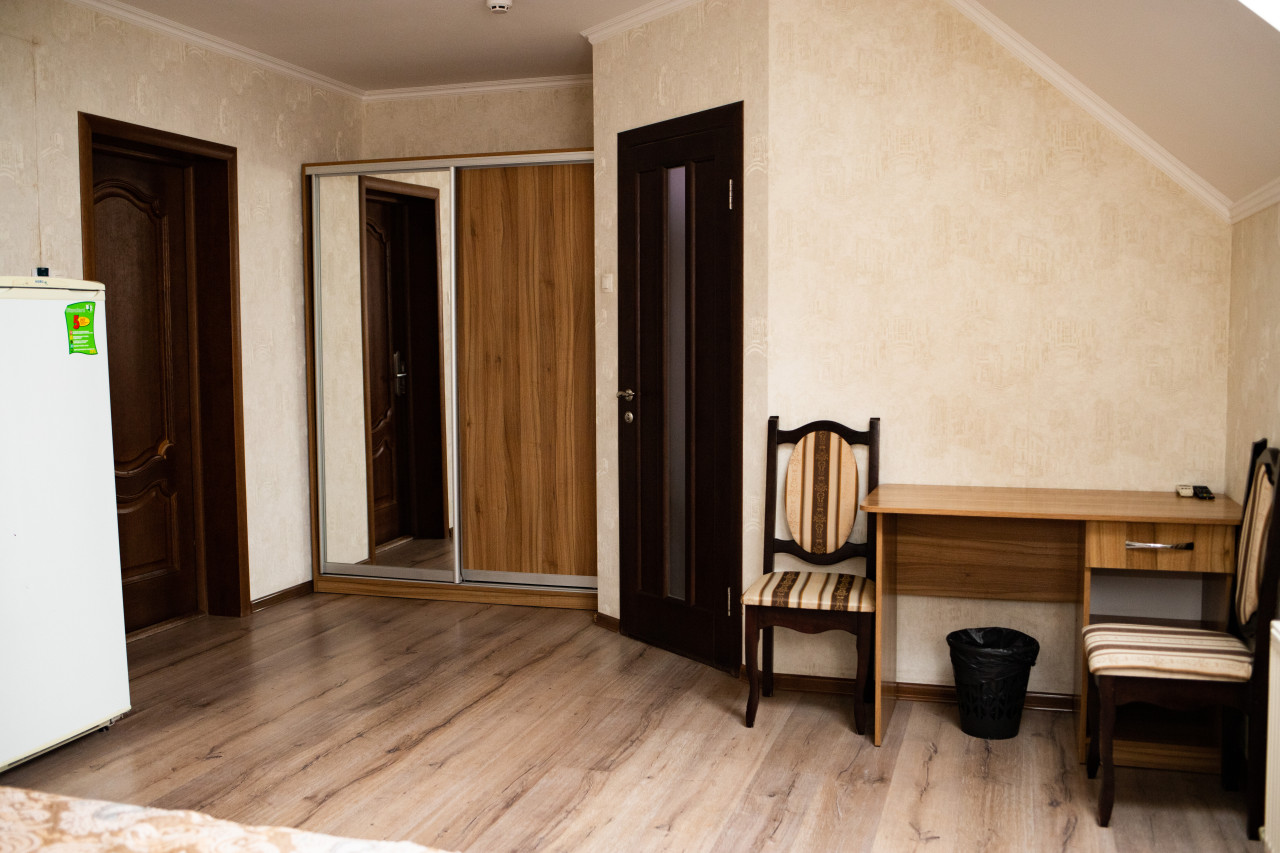 Room 2